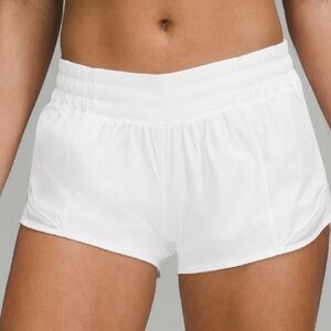 White lulu lemon Hotty Hot Low-Rise Lined Short 2.5"